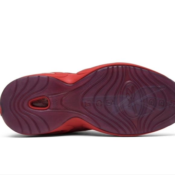 Reebok Question All red Allen Iverson x Teyana Taylor - Picture 3 of 3